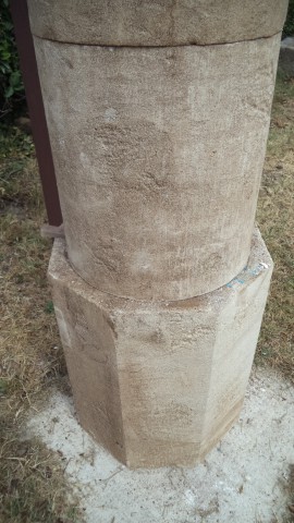 Colonne en pierre