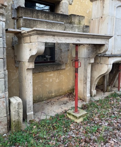 CHEMINEE ANCIENNE CAMPAGNARDE