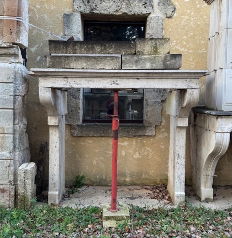 CHEMINEE ANCIENNE CAMPAGNARDE