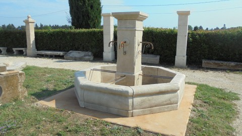 FONTAINE OCTOGONALE