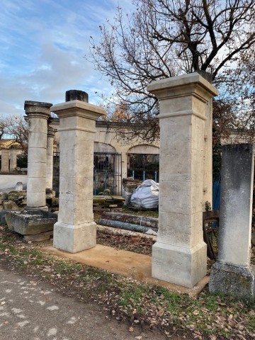 PILIERS EN PIERRES NEUVES ET VIEILLIES