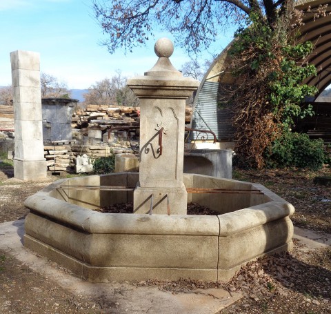 Fontaine octogone